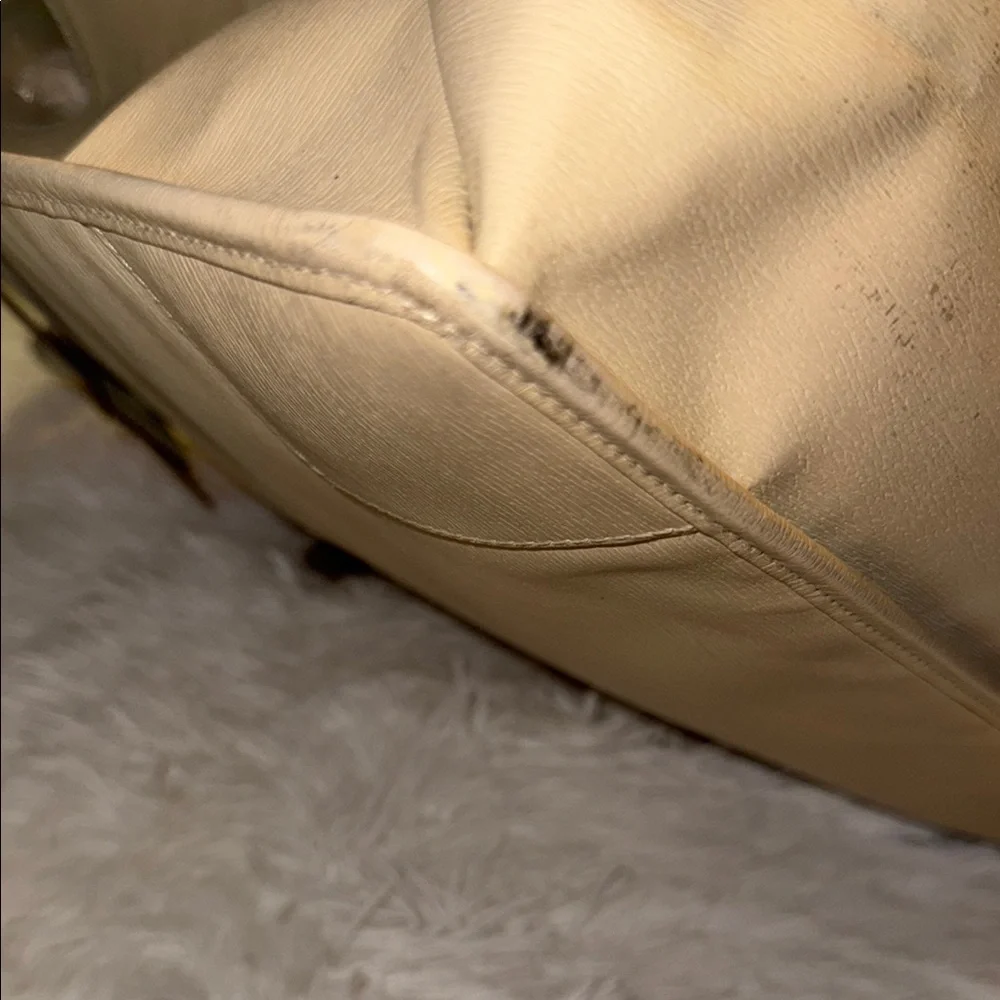✨RARE✨ Authentic Gucci “Birkin” style Beige/Cream Leather Satchel 🤎 - Picture 16 of 16